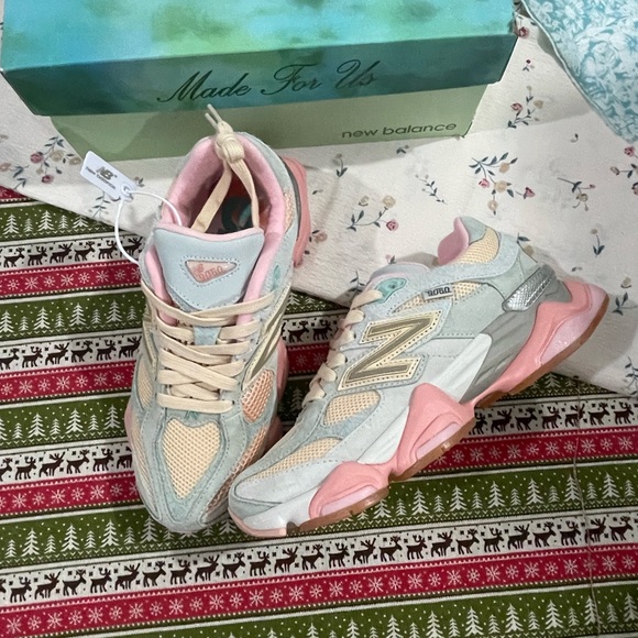 New Balance Shoes - New Balance Women’s Pastel Pink, Cream & Light Blue 9060 Sneakers